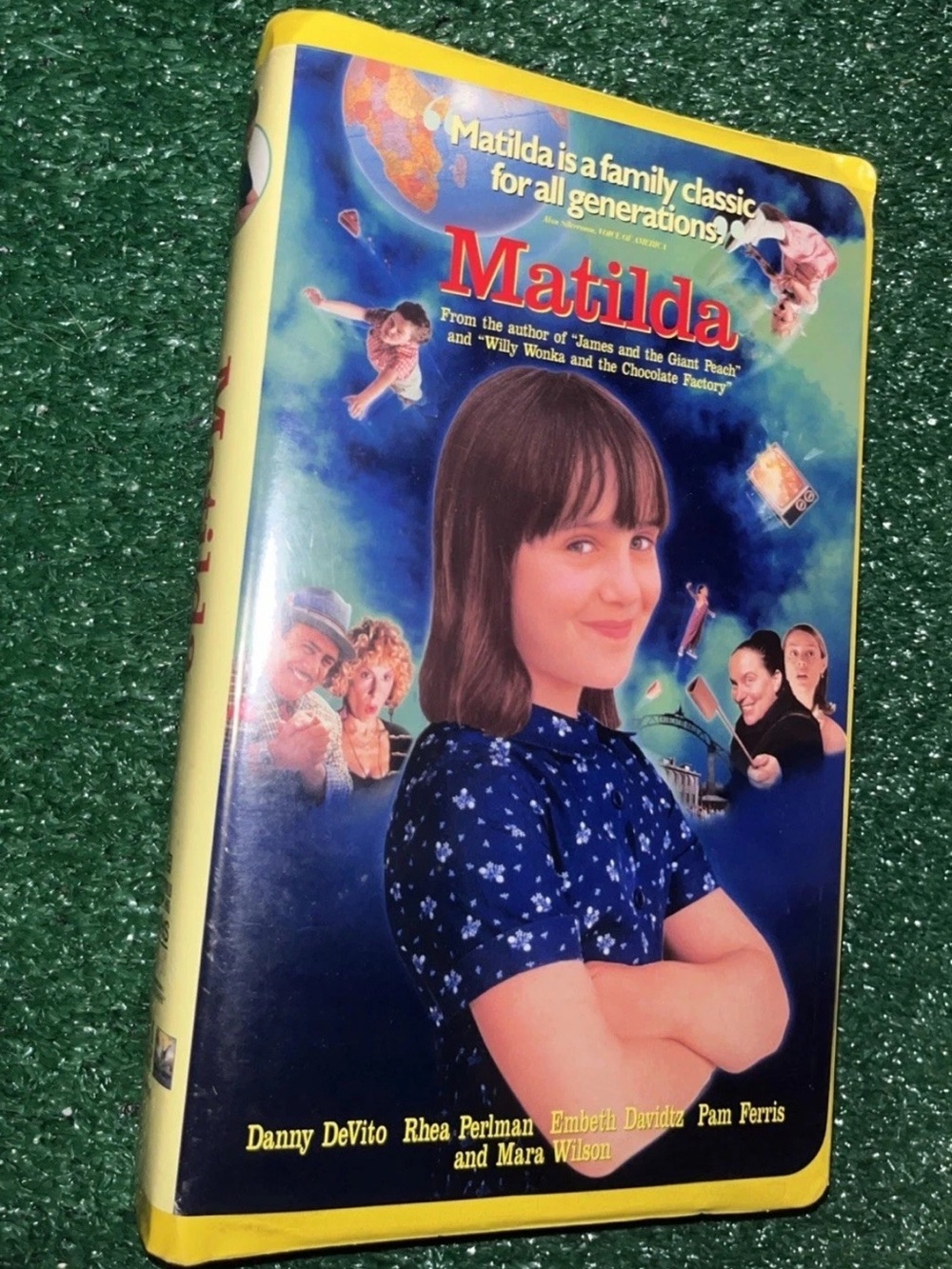 Matilda (VHS, 1996, Clam Shell Case Closed Captioned) Danny DeVito Rhea Perlman